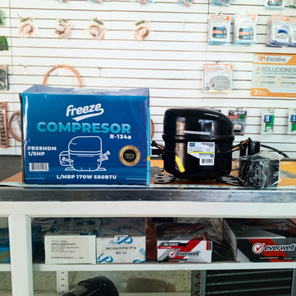COMPRESOR MARCA FREEZE 1/2HP R134A, 110V/60HZ, L/MBP 425W 1450BTU FR128HDM RF25C0731AG - Imagen 3